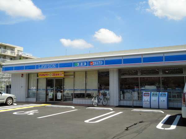 コンビニ　ローソンさいたま辻５丁目店（コンビニ）まで181m