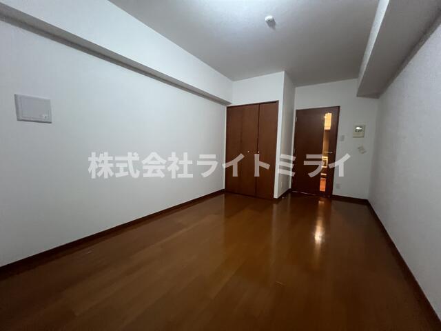 その他部屋・スペース　広々８．６畳の居室　大きなク…?