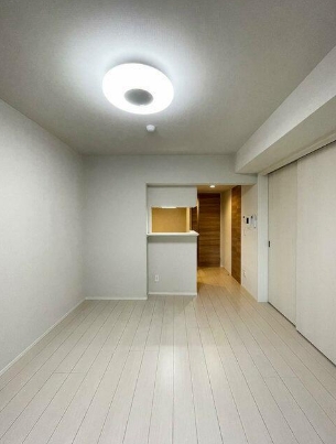 居室・リビング　11.2帖のきれいなLDK。