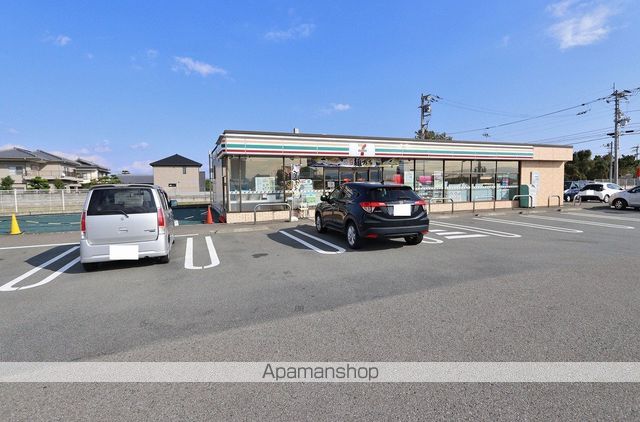 コンビニ　セブン－イレブン徳島川内町住吉店（コンビニ）まで941m
