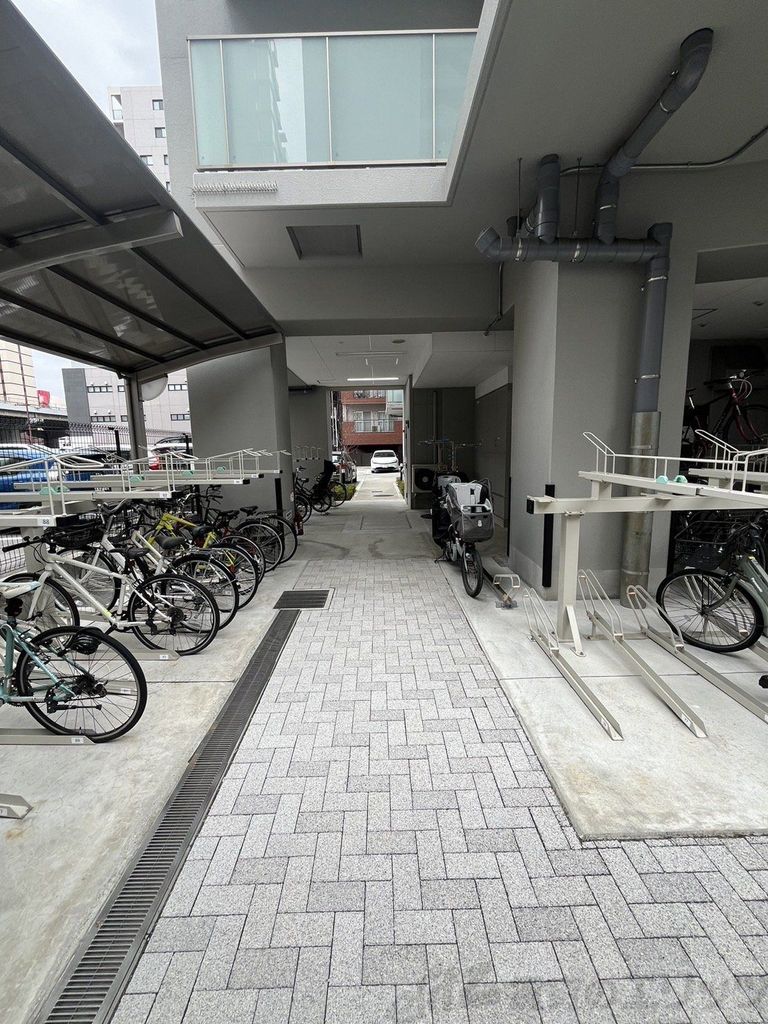 駐車場　駐輪場