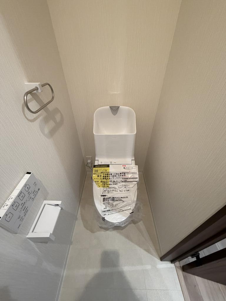 堺区北田出井町戸建賃貸住宅のトイレ写真