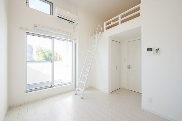居室・リビング　名古屋で一番初期費用の安い賃貸専門の不動産会社です(^^)