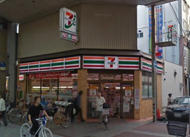 コンビニ　セブン-イレブン大阪ナインモール九条店（コンビニ）まで435m