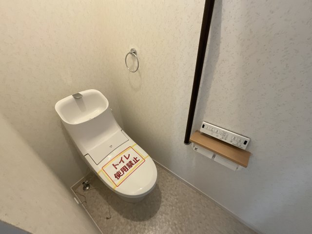 トイレ　トイレもきれいです