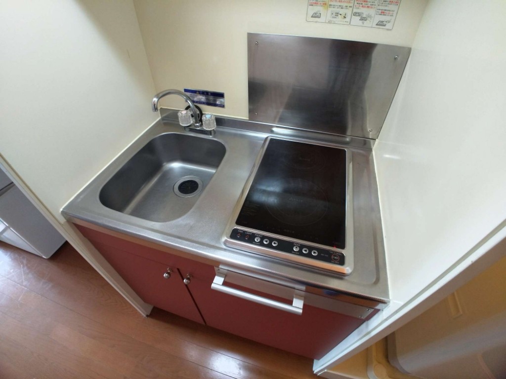 キッチン　一人暮らしにピッタリの機能的なシンク