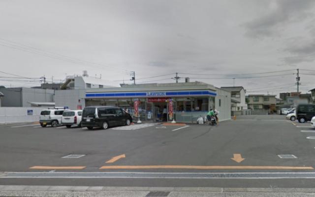 コンビニ　ローソン高松町（コンビニ）まで495m