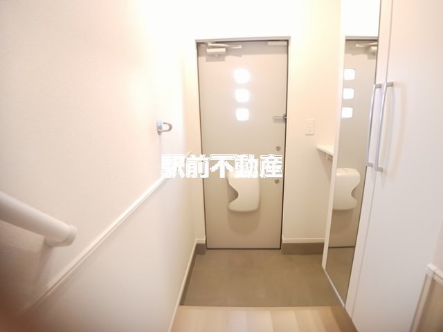 玄関　類似