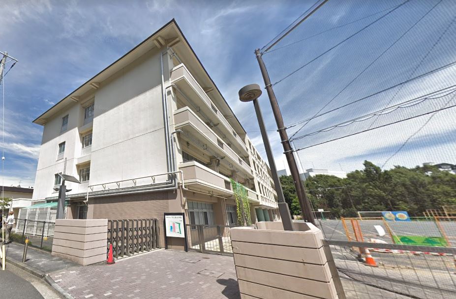 小学校　横浜市立牛久保小学校（小学校）まで655m