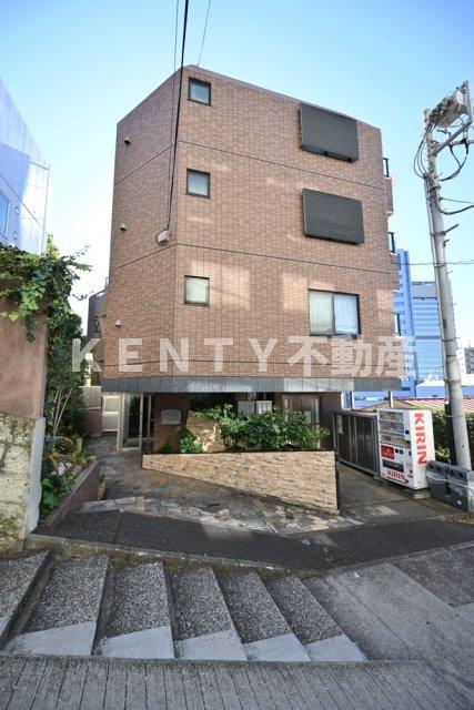 建物外観　外観は落ち着いています