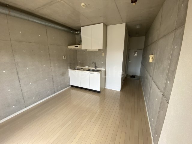 東急田園都市線 鷺沼駅 徒歩12分 4階建 築21年の内装写真
