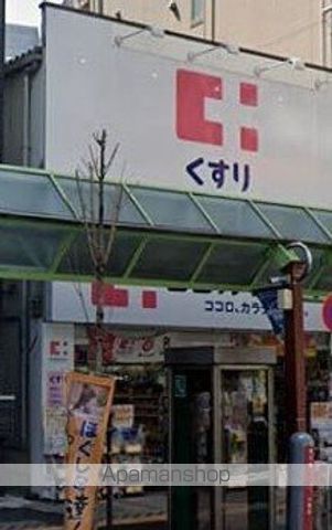 コンビニ　セブンイレブン（コンビニ）まで242m