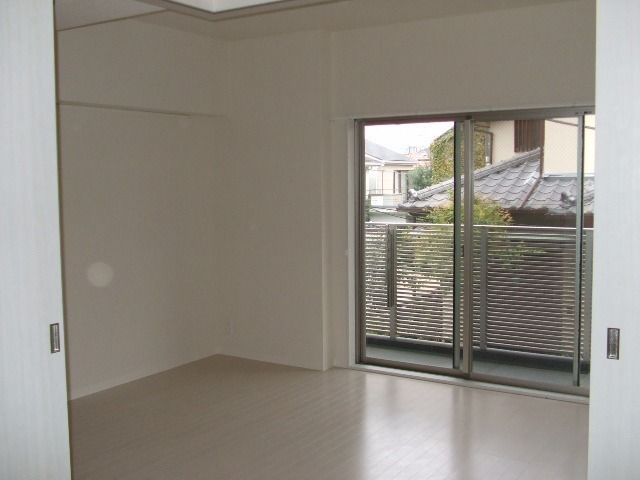 居室・リビング　きれいなお部屋
