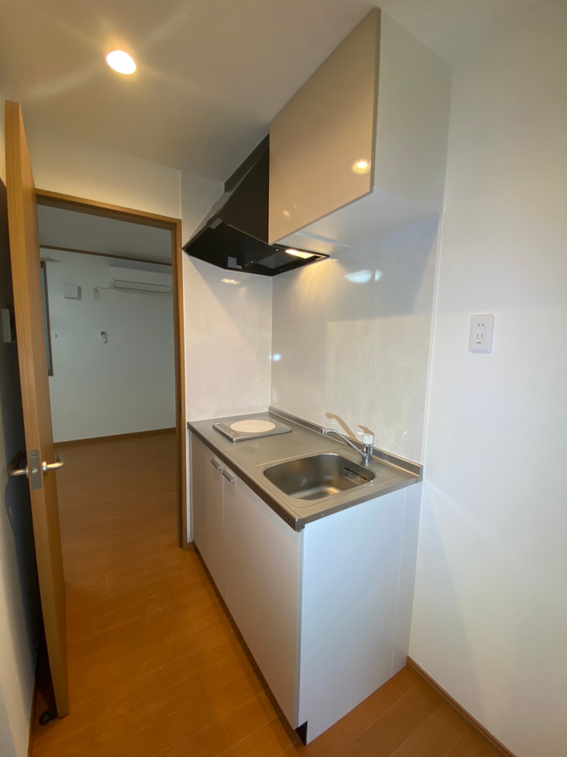 キッチン　同建物別号室