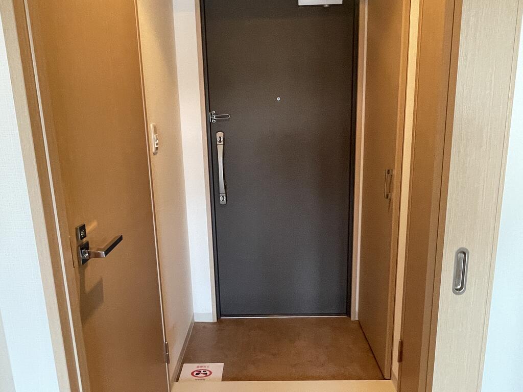 エスフォート神戸小河通の玄関写真