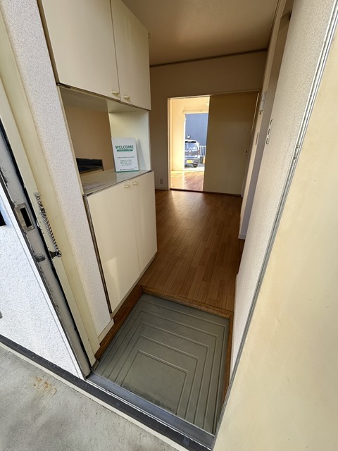 京王相模原線 多摩境駅 徒歩13分 2階建 築40年の玄関写真