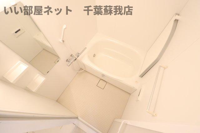 バス・シャワールーム　ゆったり過ごせるお風呂です