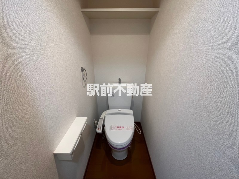 西鉄天神大牟田線 櫛原駅 徒歩16分 8階建 築17年のトイレ写真