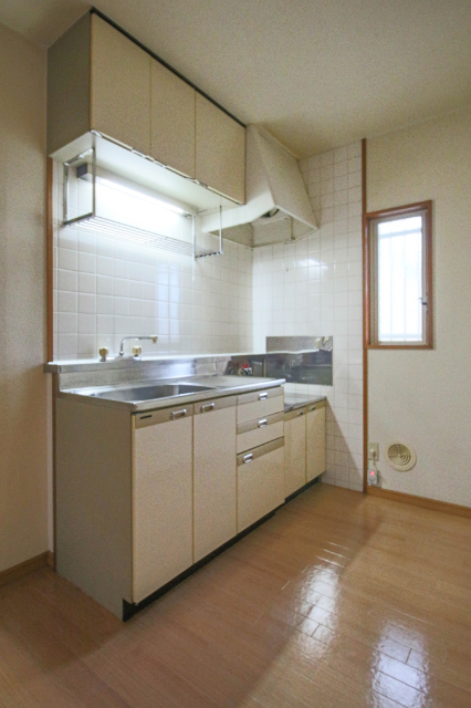 キッチン　同じ間取りのお部屋