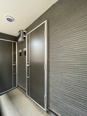 エントランス　建物の内部です