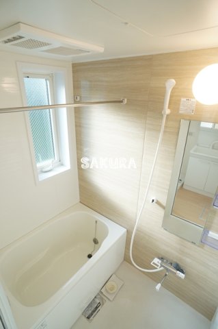 バス・シャワールーム　日々の疲れを癒すお風呂です♪