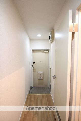サクセスAの玄関写真