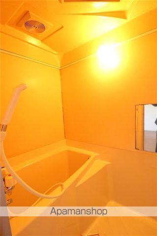 ＪＲ函館本線 稲積公園駅 徒歩15分 2階建 築42年の風呂写真