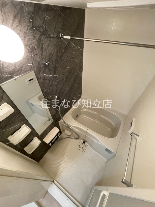 バス・シャワールーム　同型別部屋写真