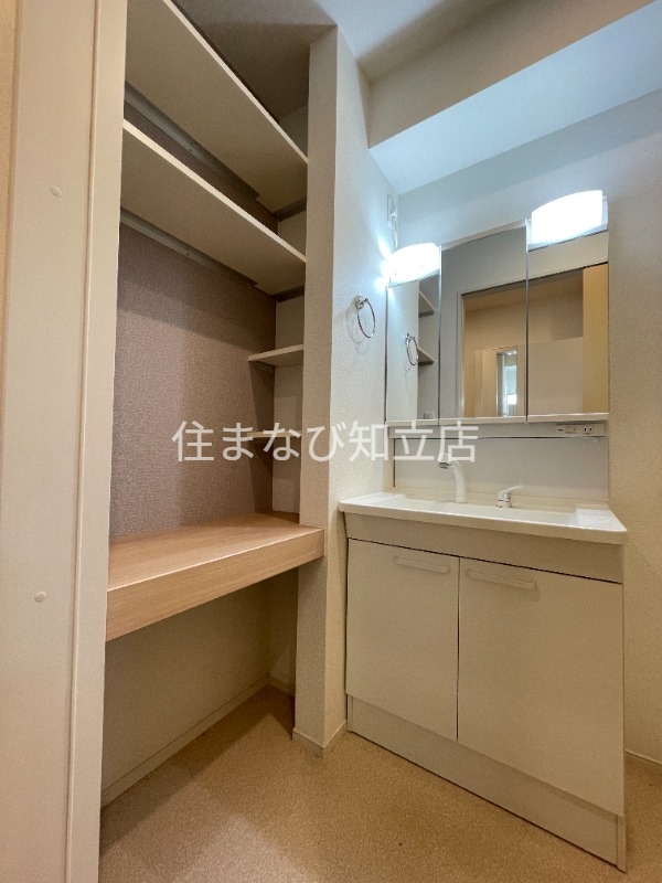 洗面設備　同型別部屋写真