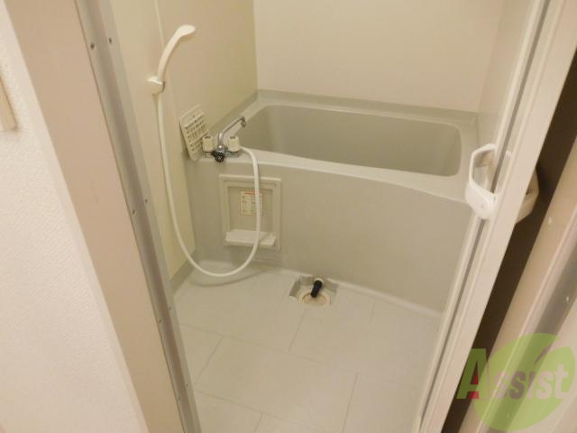 バス・シャワールーム　お風呂もゆったりです！