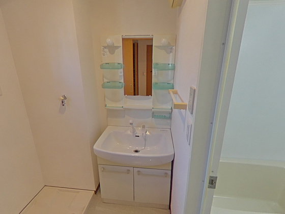 洗面設備　※別部屋の写真です