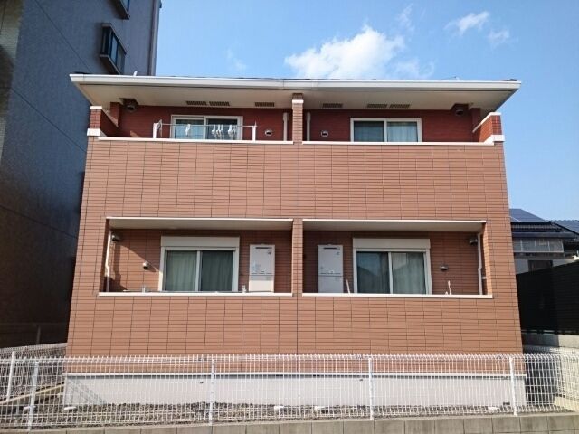 愛知県弥富市前ケ須町東勘助（アパート）の賃貸物件の外観