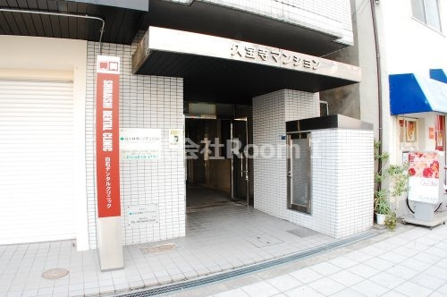 エントランス　建物の内部です