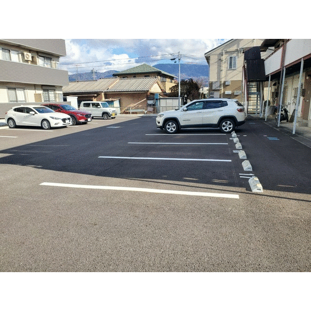 【太田ハイツAの駐車場】