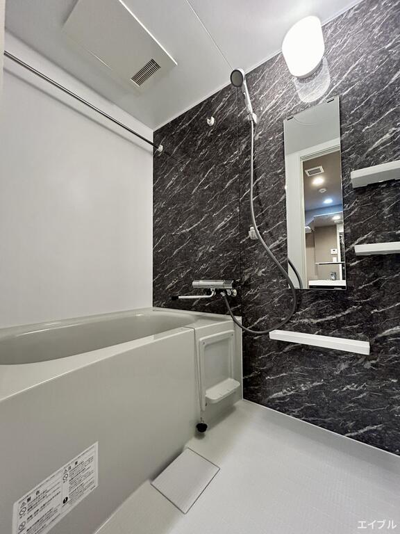 バス・シャワールーム　写真はモデルル－ム