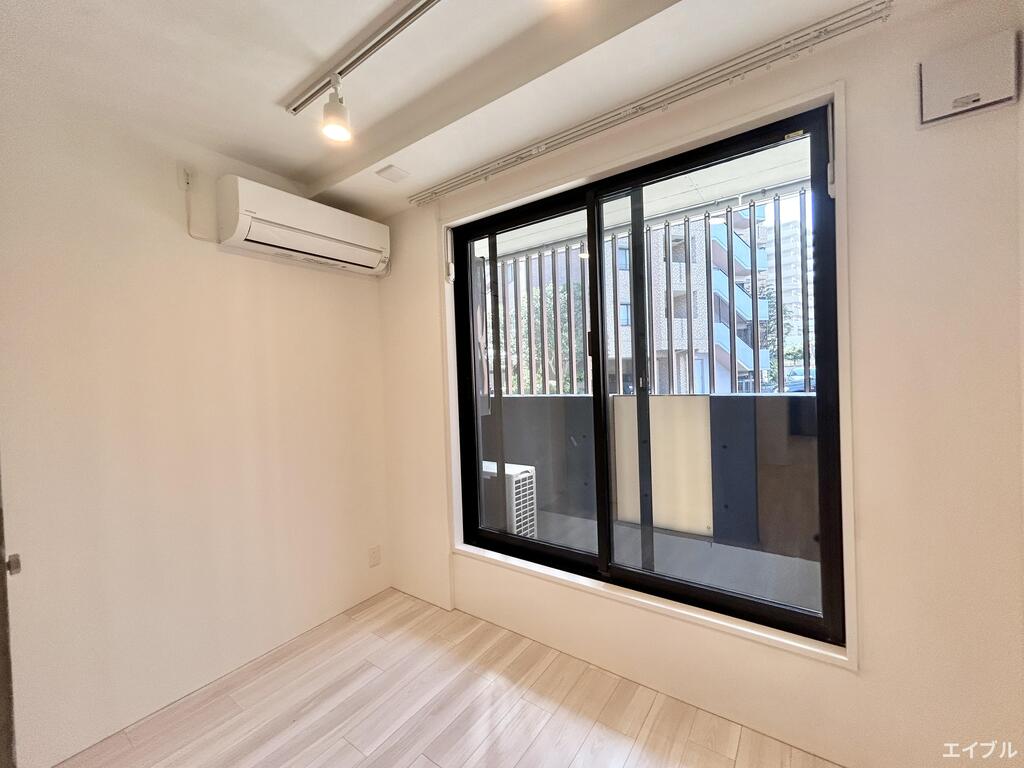 居室・リビング　写真はモデルル－ム