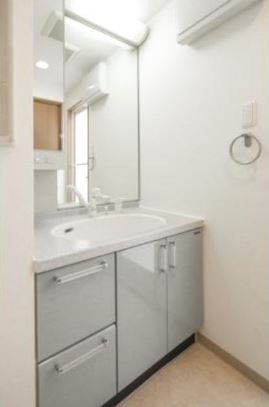 洗面設備　※同物件、別部屋になります。