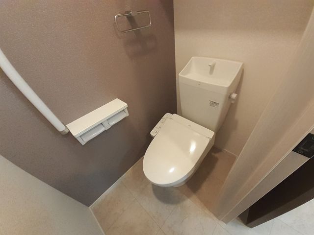 【ハピネスメゾン　Ｂのトイレ】