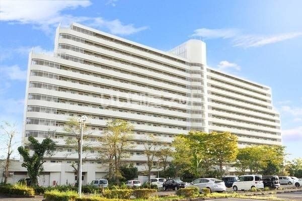 【ビレッジハウス成田吾妻タワー1号棟の建物外観】
