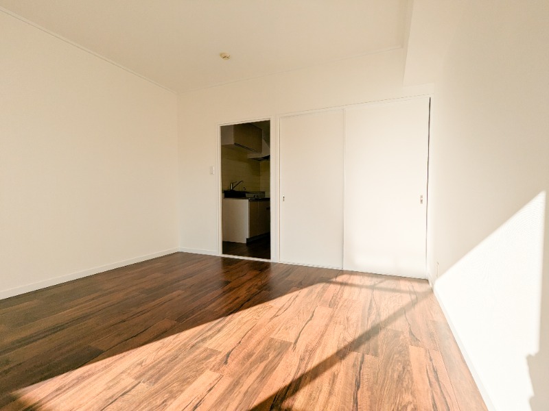 居室・リビング　図面と現状に相違がある場合には現状を優先