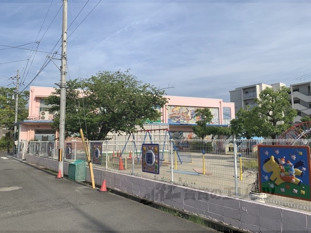 【奈良市西大寺国見町のマンションの幼稚園・保育園】