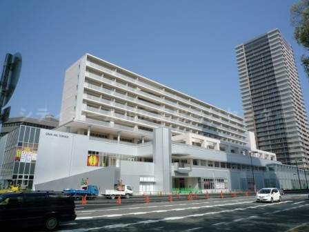 【広島市東区山根町のマンションのショッピングセンター】