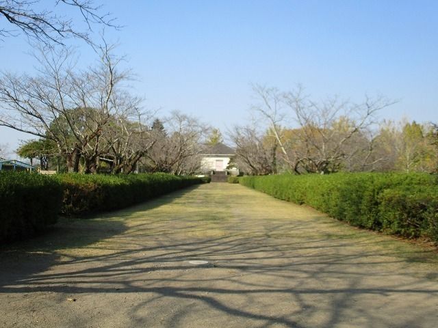 【メゾン・ド・コンフォート　IIの公園】