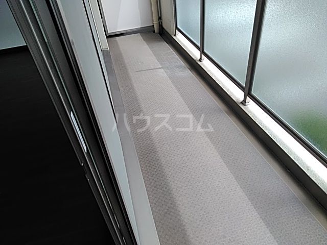 【高槻市宮野町のマンションのバルコニー】