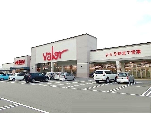 【金沢市桂町のアパートのスーパー】