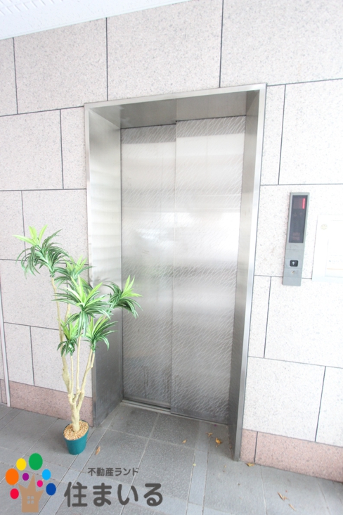 スーパー　西友鳴海店（スーパー）まで175m