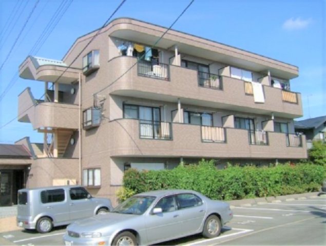建物外観　落ち着いた雰囲気の外観です