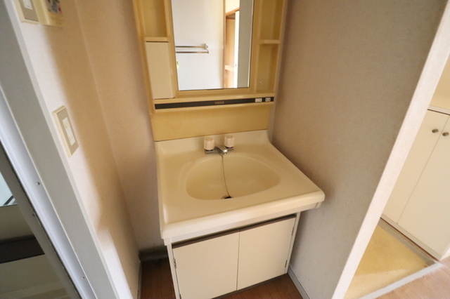 洗面設備　独立洗面台