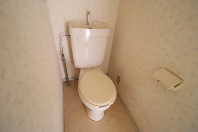 トイレ　トイレ