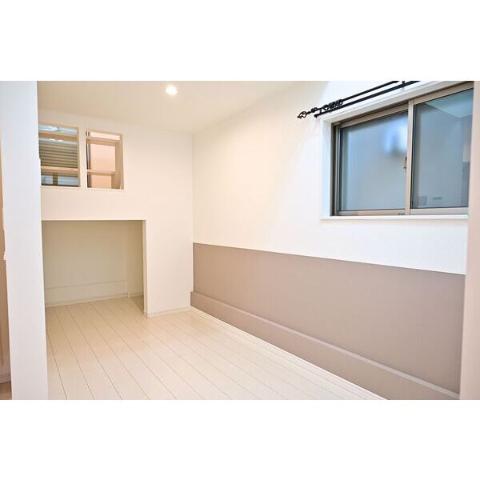 居室・リビング　室内